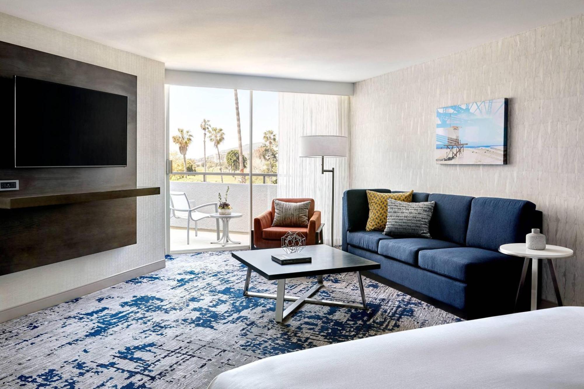 Ventura Beach Marriott Exterior photo