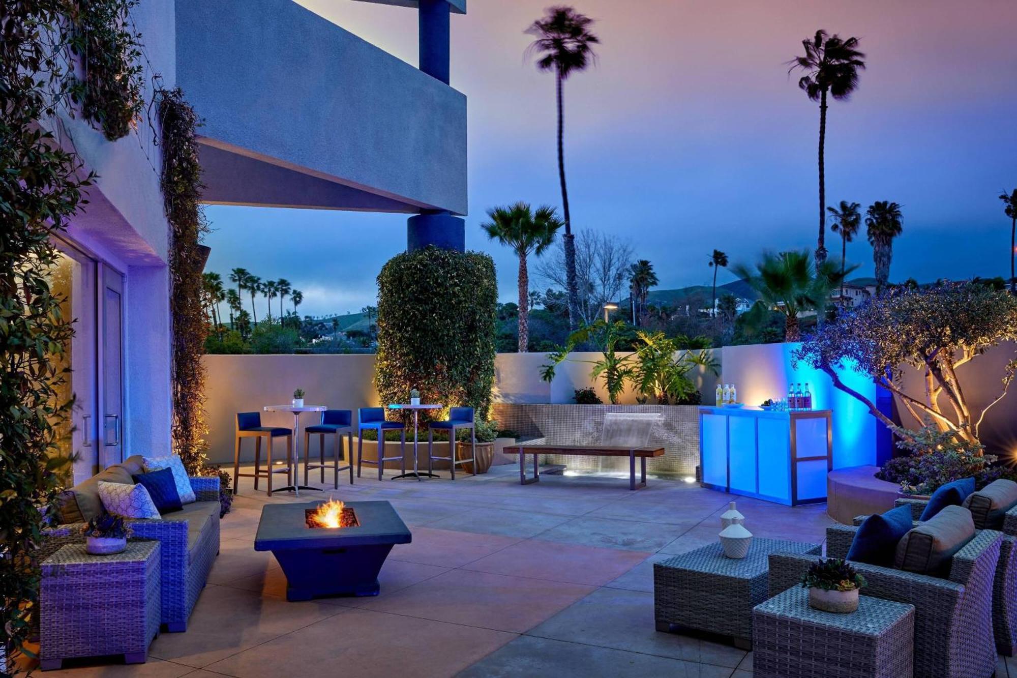 Ventura Beach Marriott Exterior photo